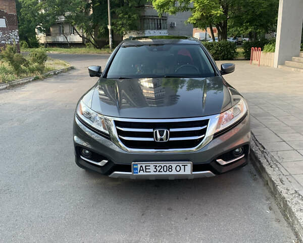 Хонда Кросстур 2014 в Каменское - Днепродзержинск на Automoto.ua Серый Хонда Кросстур, объемом двигателя 3.5 л и пробегом 203 тыс. км за 15000 $, фото 1 на Automoto.ua