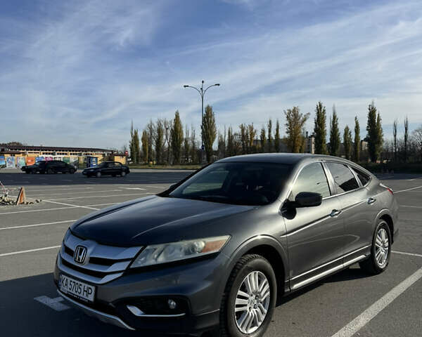 Серый Хонда Кросстур, объемом двигателя 2.35 л и пробегом 129 тыс. км за 11500 $, фото 1 на Automoto.ua