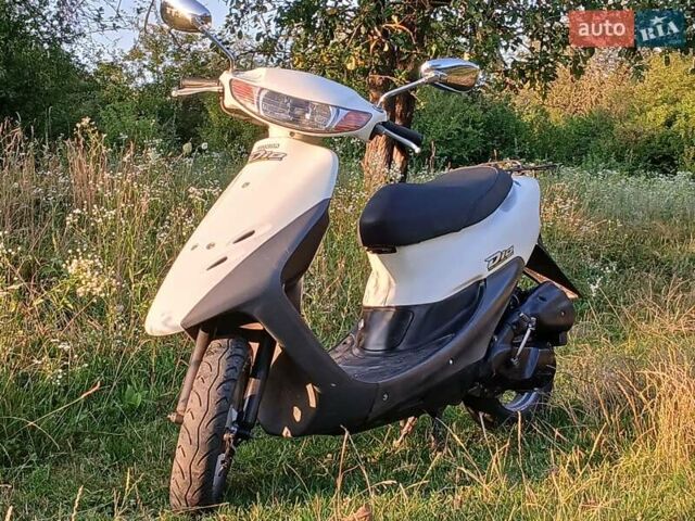 Белый Хонда Dio AF-34, объемом двигателя 0 л и пробегом 4 тыс. км за 360 $, фото 1 на Automoto.ua