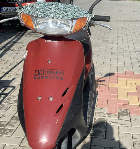 Красный Хонда Dio AF-34, объемом двигателя 0.49 л и пробегом 11 тыс. км за 400 $, фото 1 на Automoto.ua