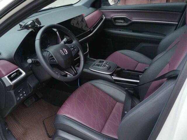 Білий Хонда Інша, об'ємом двигуна 0 л та пробігом 90 тис. км за 17500 $, фото 1 на Automoto.ua