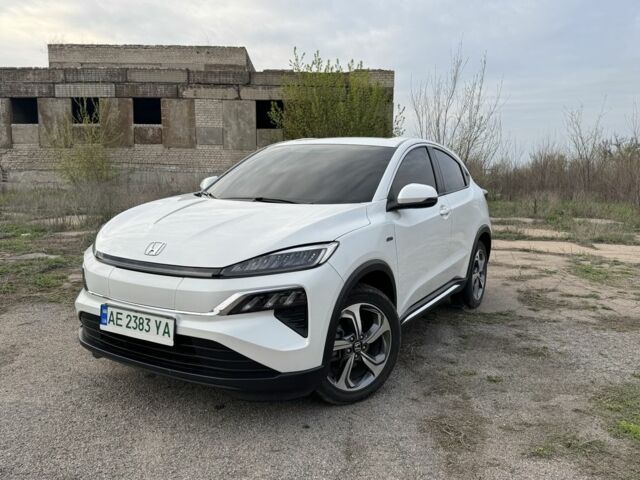 Белый Хонда Другая, объемом двигателя 0 л и пробегом 70 тыс. км за 16000 $, фото 1 на Automoto.ua
