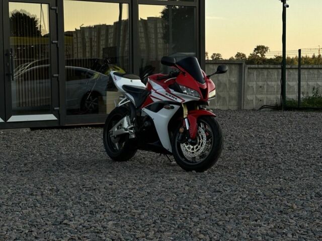 Хонда Інша, об'ємом двигуна 2.3 л та пробігом 0 тис. км за 10500 $, фото 1 на Automoto.ua