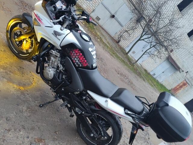 Хонда Другая, объемом двигателя 0.6 л и пробегом 0 тыс. км за 6000 $, фото 1 на Automoto.ua