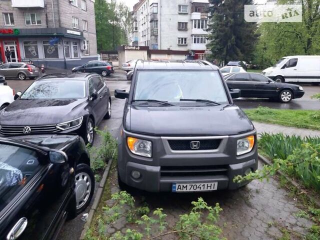 Хонда Элемент 2004 в Житомире на Automoto.ua Черный Хонда Элемент, объемом двигателя 2.35 л и пробегом 230 тыс. км за 7999 $, фото 1 на Automoto.ua