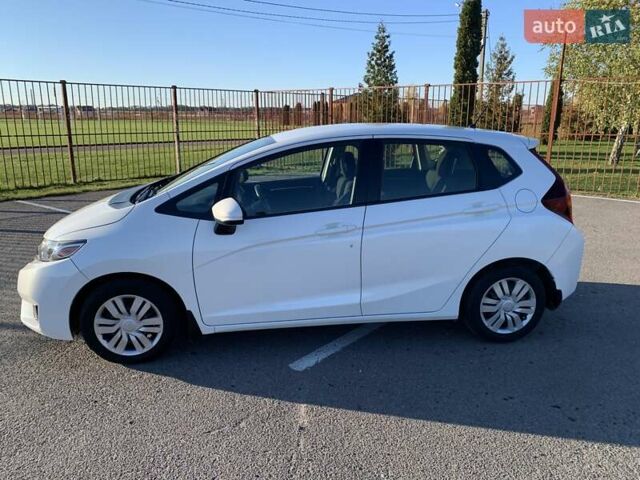 Хонда ФИТ 2016 в Луцке на Automoto.ua Белый Хонда ФИТ, объемом двигателя 1.5 л и пробегом 20 тыс. км за 11200 $, фото 1 на Automoto.ua