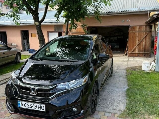Чорний Хонда ФІТ, об'ємом двигуна 1.5 л та пробігом 120 тис. км за 7500 $, фото 1 на Automoto.ua