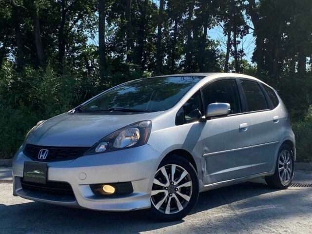 Сірий Хонда ФІТ, об'ємом двигуна 1.5 л та пробігом 276 тис. км за 6490 $, фото 1 на Automoto.ua