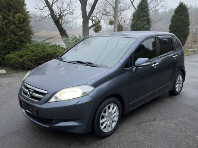 Серый Хонда ФРВ, объемом двигателя 2.2 л и пробегом 258 тыс. км за 3290 $, фото 1 на Automoto.ua