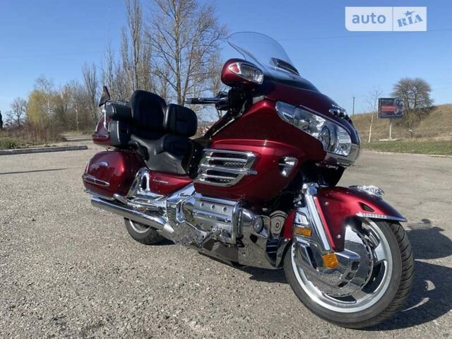 Червоний Хонда GL 1800 Gold Wing, об'ємом двигуна 0 л та пробігом 20 тис. км за 14700 $, фото 1 на Automoto.ua