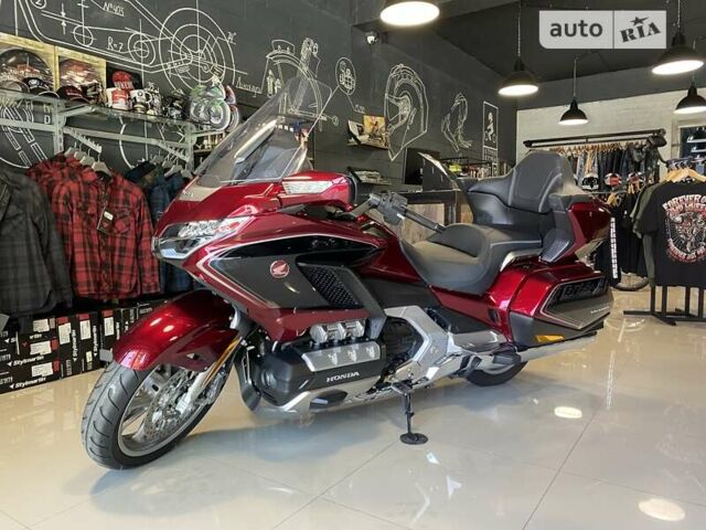 Червоний Хонда GL 1800 Gold Wing, об'ємом двигуна 1.8 л та пробігом 9 тис. км за 35000 $, фото 1 на Automoto.ua