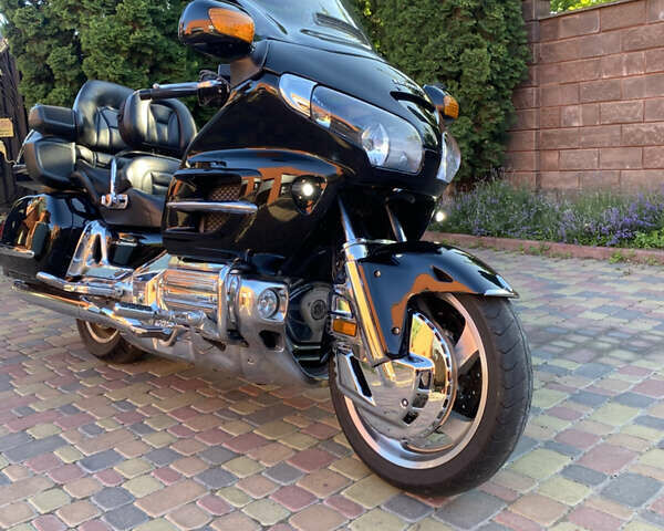 Хонда GL 1800 Gold Wing, об'ємом двигуна 0 л та пробігом 67 тис. км за 13300 $, фото 1 на Automoto.ua