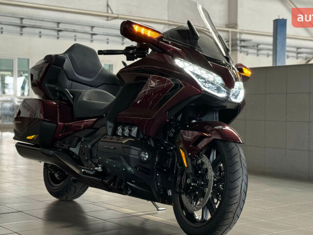 Хонда GL 1800 Gold Wing, объемом двигателя 0 л и пробегом 0 тыс. км за 40005 $, фото 1 на Automoto.ua