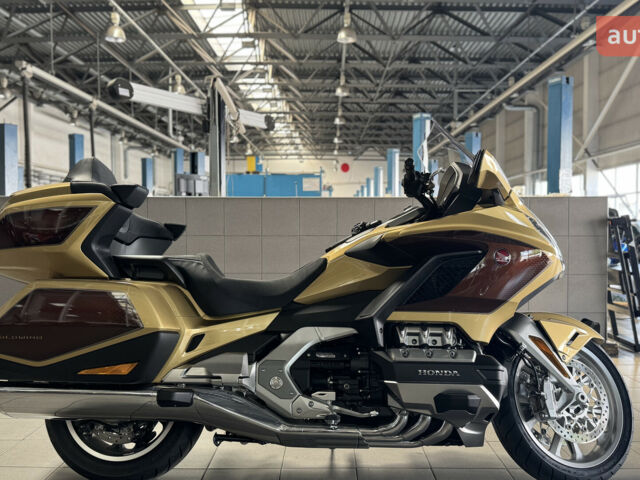Хонда GL 1800 Gold Wing, объемом двигателя 0 л и пробегом 0 тыс. км за 37257 $, фото 1 на Automoto.ua