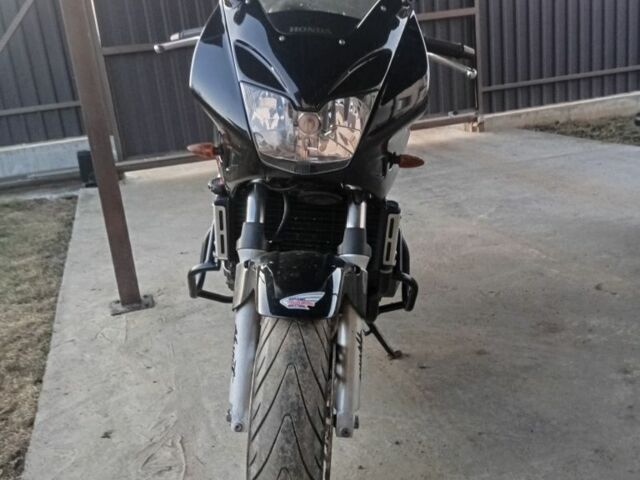 Хонда Хорнет, об'ємом двигуна 0.6 л та пробігом 0 тис. км за 4000 $, фото 1 на Automoto.ua