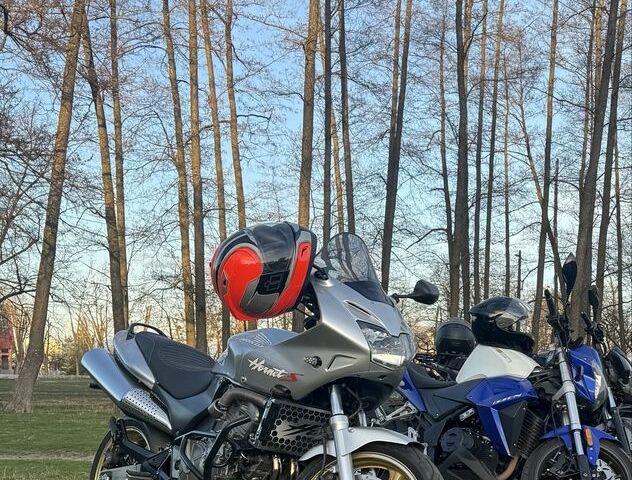 Хонда Хорнет, объемом двигателя 0.6 л и пробегом 0 тыс. км за 4150 $, фото 1 на Automoto.ua