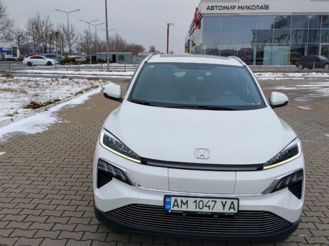 Білий Хонда ХРВ, об'ємом двигуна 0 л та пробігом 180 тис. км за 17000 $, фото 1 на Automoto.ua