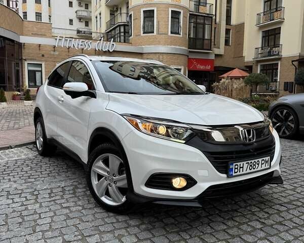 Белый Хонда ХРВ, объемом двигателя 1.8 л и пробегом 67 тыс. км за 17600 $, фото 1 на Automoto.ua