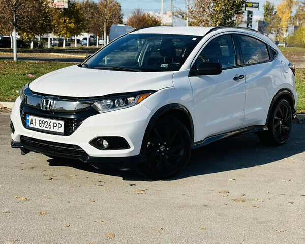 Белый Хонда ХРВ, объемом двигателя 1.8 л и пробегом 97 тыс. км за 17900 $, фото 1 на Automoto.ua