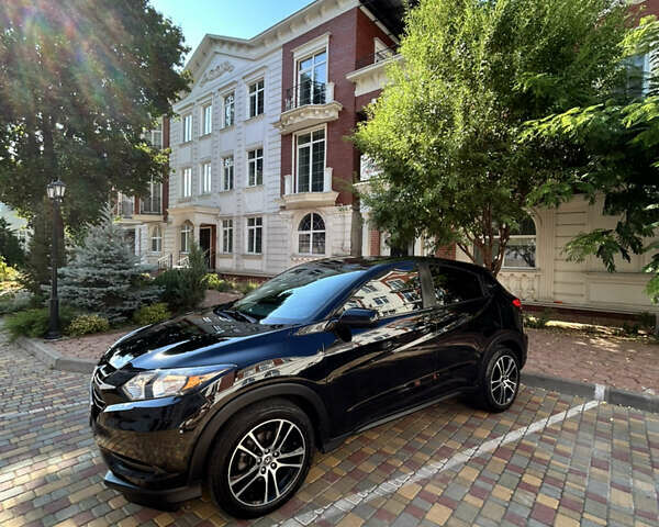 Черный Хонда ХРВ, объемом двигателя 1.8 л и пробегом 96 тыс. км за 15299 $, фото 1 на Automoto.ua