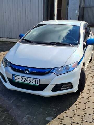 Білий Хонда Інсайт, об'ємом двигуна 1.3 л та пробігом 191 тис. км за 8300 $, фото 1 на Automoto.ua