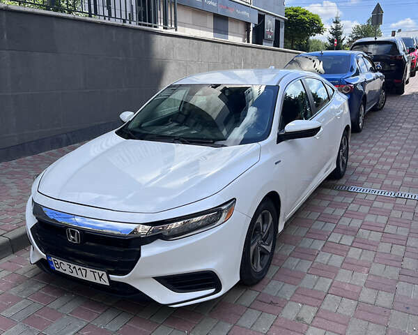 Белый Хонда Инсайт, объемом двигателя 1.5 л и пробегом 110 тыс. км за 18999 $, фото 1 на Automoto.ua