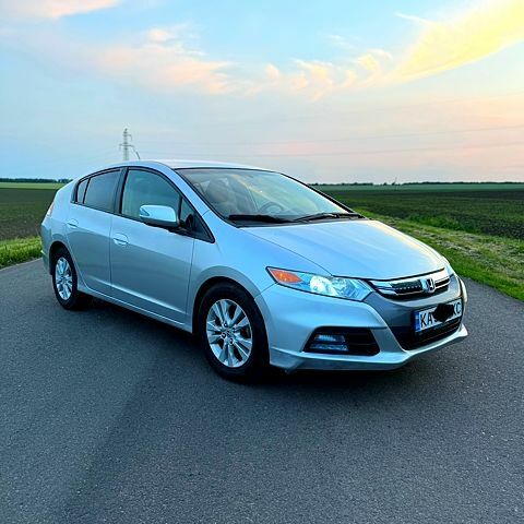 Хонда Инсайт, объемом двигателя 1.3 л и пробегом 200 тыс. км за 6800 $, фото 1 на Automoto.ua