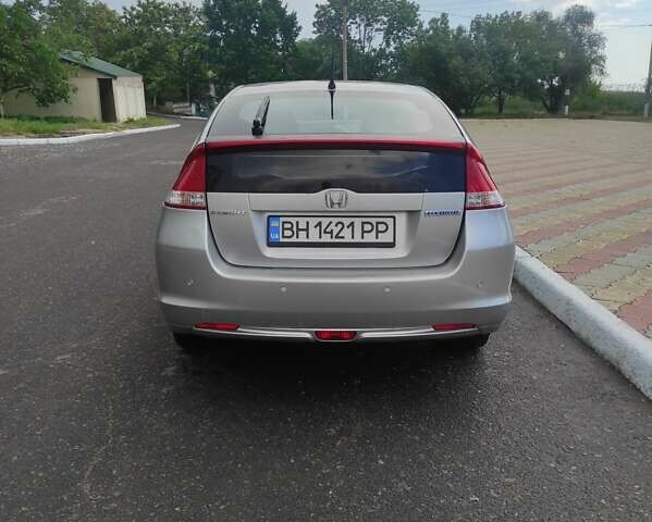 Серый Хонда Инсайт, объемом двигателя 1.3 л и пробегом 192 тыс. км за 10500 $, фото 1 на Automoto.ua