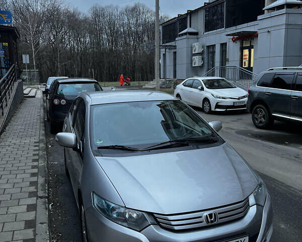 Сірий Хонда Інсайт, об'ємом двигуна 1.35 л та пробігом 220 тис. км за 7300 $, фото 1 на Automoto.ua