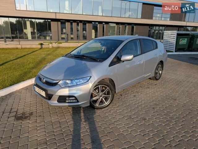 Серый Хонда Инсайт, объемом двигателя 1.3 л и пробегом 108 тыс. км за 9500 $, фото 1 на Automoto.ua