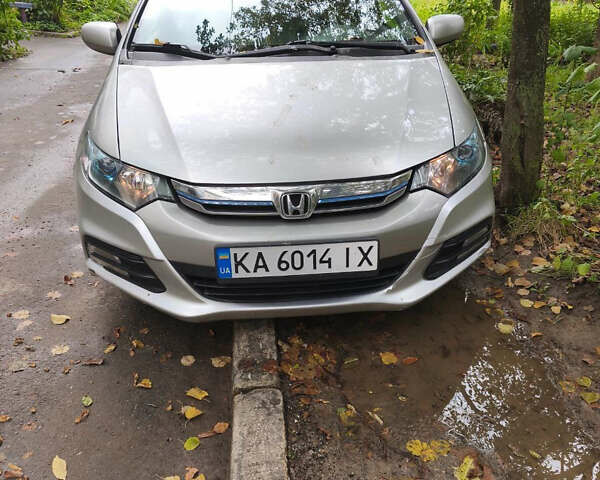 Хонда Инсайт 2013 в Виннице на Automoto.ua Серый Хонда Инсайт, объемом двигателя 1.34 л и пробегом 201 тыс. км за 6850 $, фото 1 на Automoto.ua