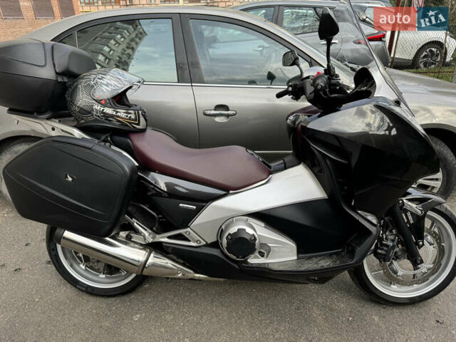 Черный Хонда Integra 700, объемом двигателя 0.7 л и пробегом 35 тыс. км за 6100 $, фото 1 на Automoto.ua