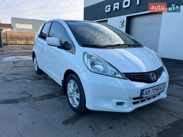 Білий Хонда Джаз, об'ємом двигуна 1.4 л та пробігом 231 тис. км за 6950 $, фото 1 на Automoto.ua