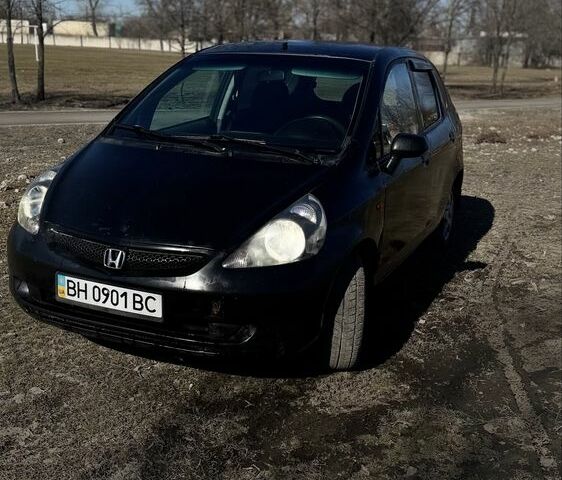 Черный Хонда Джаз, объемом двигателя 1.4 л и пробегом 140 тыс. км за 1600 $, фото 1 на Automoto.ua