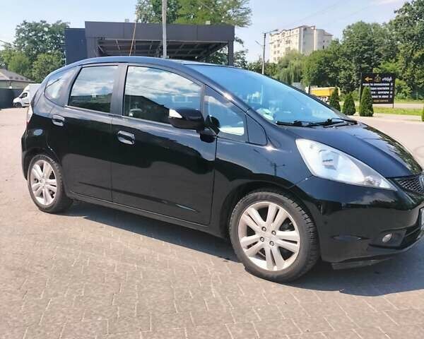 Черный Хонда Джаз, объемом двигателя 1.34 л и пробегом 241 тыс. км за 7104 $, фото 1 на Automoto.ua