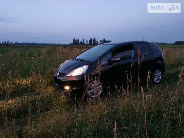Черный Хонда Джаз, объемом двигателя 1.4 л и пробегом 140 тыс. км за 9600 $, фото 1 на Automoto.ua