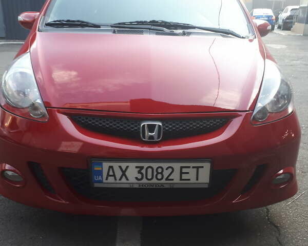 Красный Хонда Джаз, объемом двигателя 1.34 л и пробегом 158 тыс. км за 6200 $, фото 1 на Automoto.ua