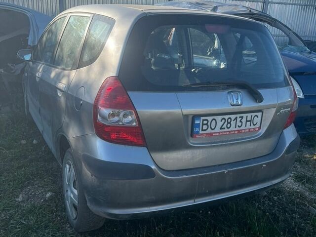 Хонда Джаз, объемом двигателя 1.4 л и пробегом 200 тыс. км за 1399 $, фото 1 на Automoto.ua
