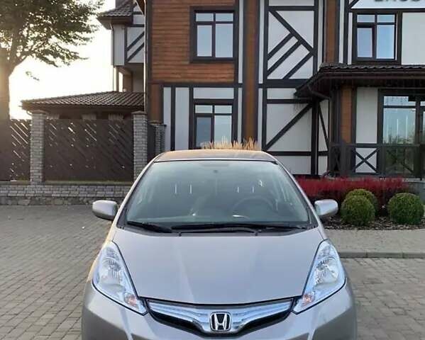 Хонда Джаз, объемом двигателя 1.34 л и пробегом 201 тыс. км за 8700 $, фото 1 на Automoto.ua