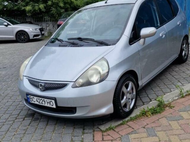 Сірий Хонда Джаз, об'ємом двигуна 1.3 л та пробігом 239 тис. км за 3900 $, фото 1 на Automoto.ua