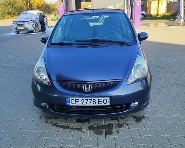 Серый Хонда Джаз, объемом двигателя 1.4 л и пробегом 227 тыс. км за 5000 $, фото 1 на Automoto.ua