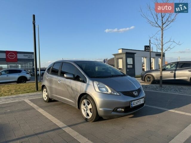 Серый Хонда Джаз, объемом двигателя 1.34 л и пробегом 143 тыс. км за 7300 $, фото 1 на Automoto.ua