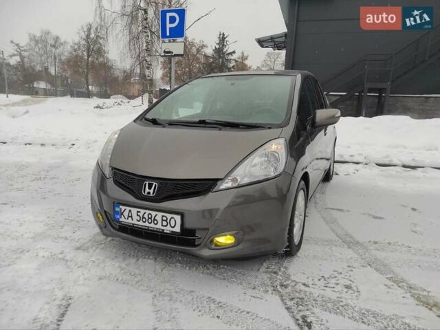 Серый Хонда Джаз, объемом двигателя 1.34 л и пробегом 150 тыс. км за 7800 $, фото 1 на Automoto.ua