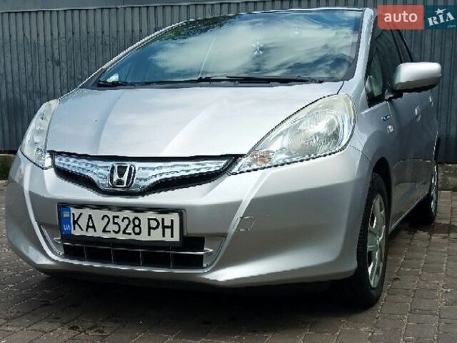Серый Хонда Джаз, объемом двигателя 1.34 л и пробегом 182 тыс. км за 9499 $, фото 1 на Automoto.ua