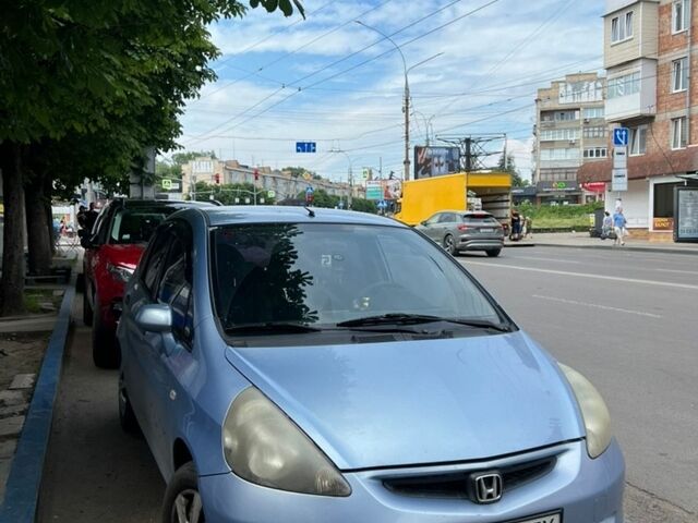 Синій Хонда Джаз, об'ємом двигуна 1.34 л та пробігом 225 тис. км за 3800 $, фото 1 на Automoto.ua