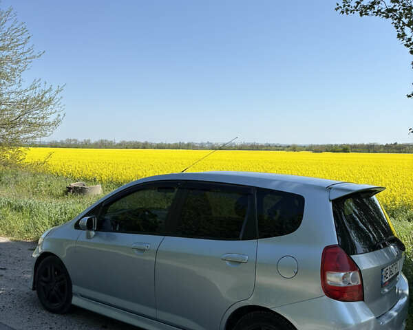 Синий Хонда Джаз, объемом двигателя 1.34 л и пробегом 207 тыс. км за 4700 $, фото 1 на Automoto.ua