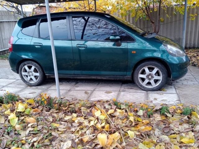Зеленый Хонда Джаз, объемом двигателя 1.3 л и пробегом 225 тыс. км за 2300 $, фото 1 на Automoto.ua