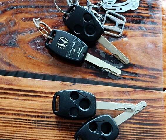 Черный Хонда Легенд, объемом двигателя 3.47 л и пробегом 309 тыс. км за 6900 $, фото 1 на Automoto.ua