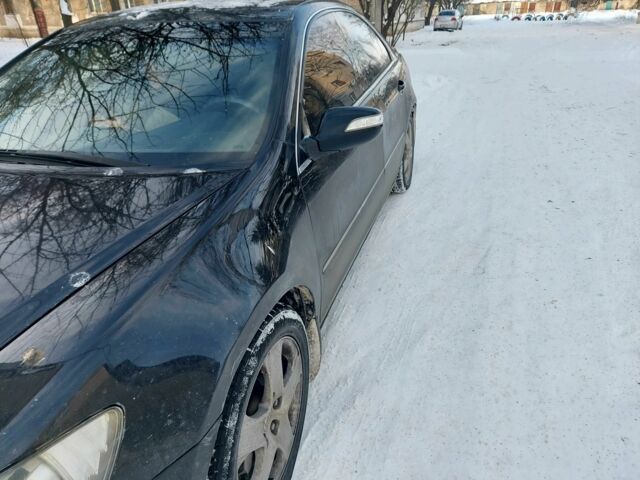 Черный Хонда Легенд, объемом двигателя 3.5 л и пробегом 241 тыс. км за 7500 $, фото 1 на Automoto.ua