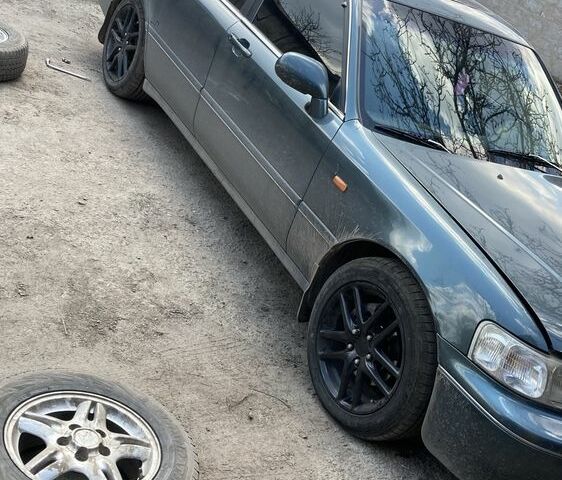 Хонда Легенд, объемом двигателя 3.5 л и пробегом 235 тыс. км за 1300 $, фото 1 на Automoto.ua